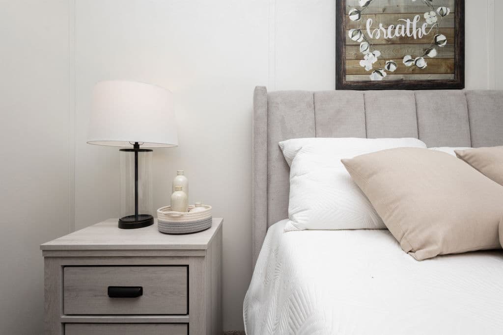 Astro creations ranch 3a2091-p bedroom home features