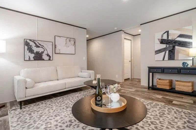 Capstone interior home features