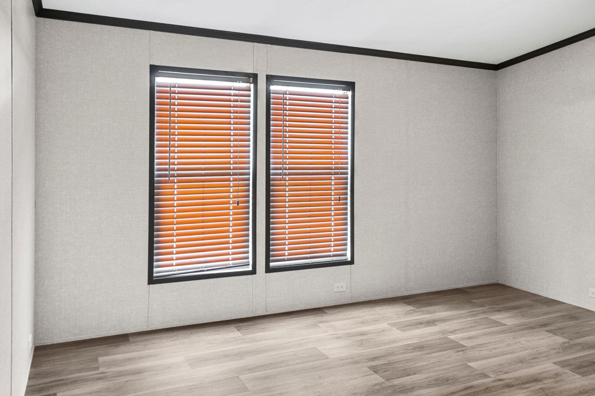 Classic c-3252-32d bedroom home features