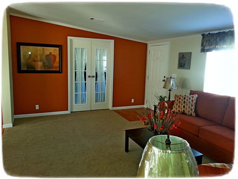 Scott 2852 interior home features