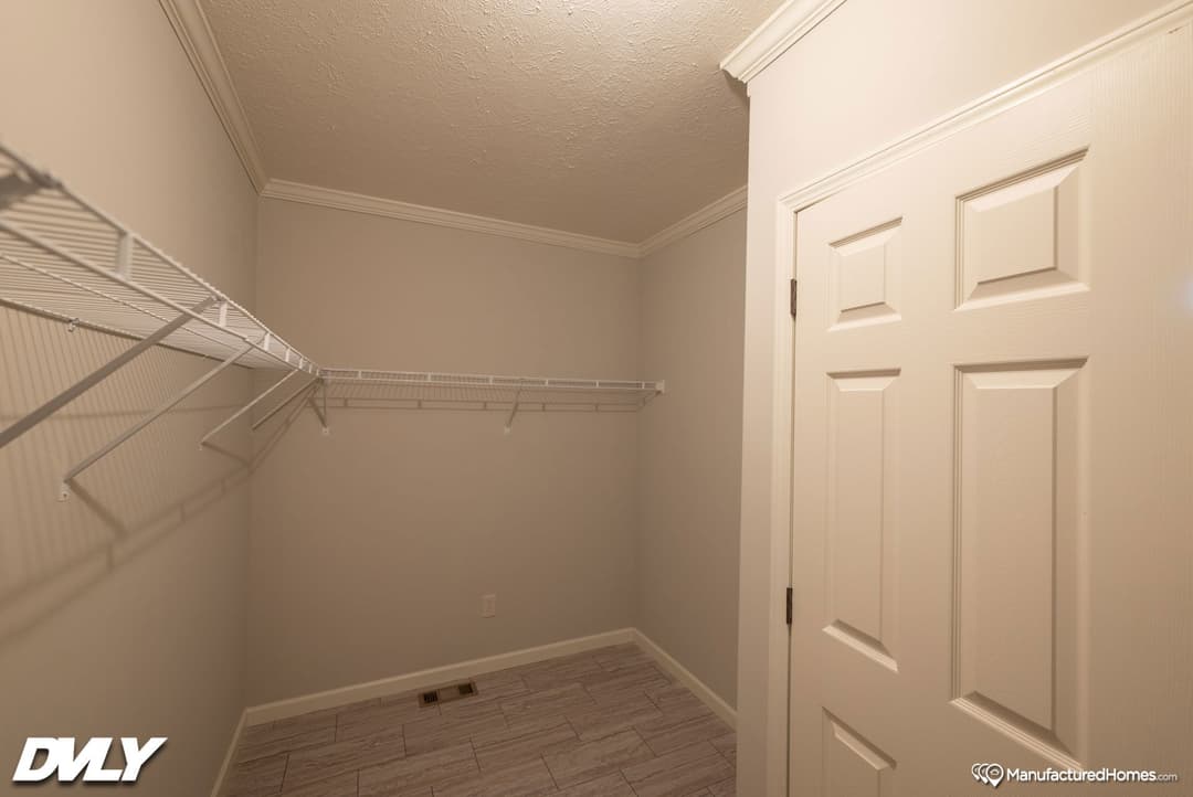 Novus interior home features