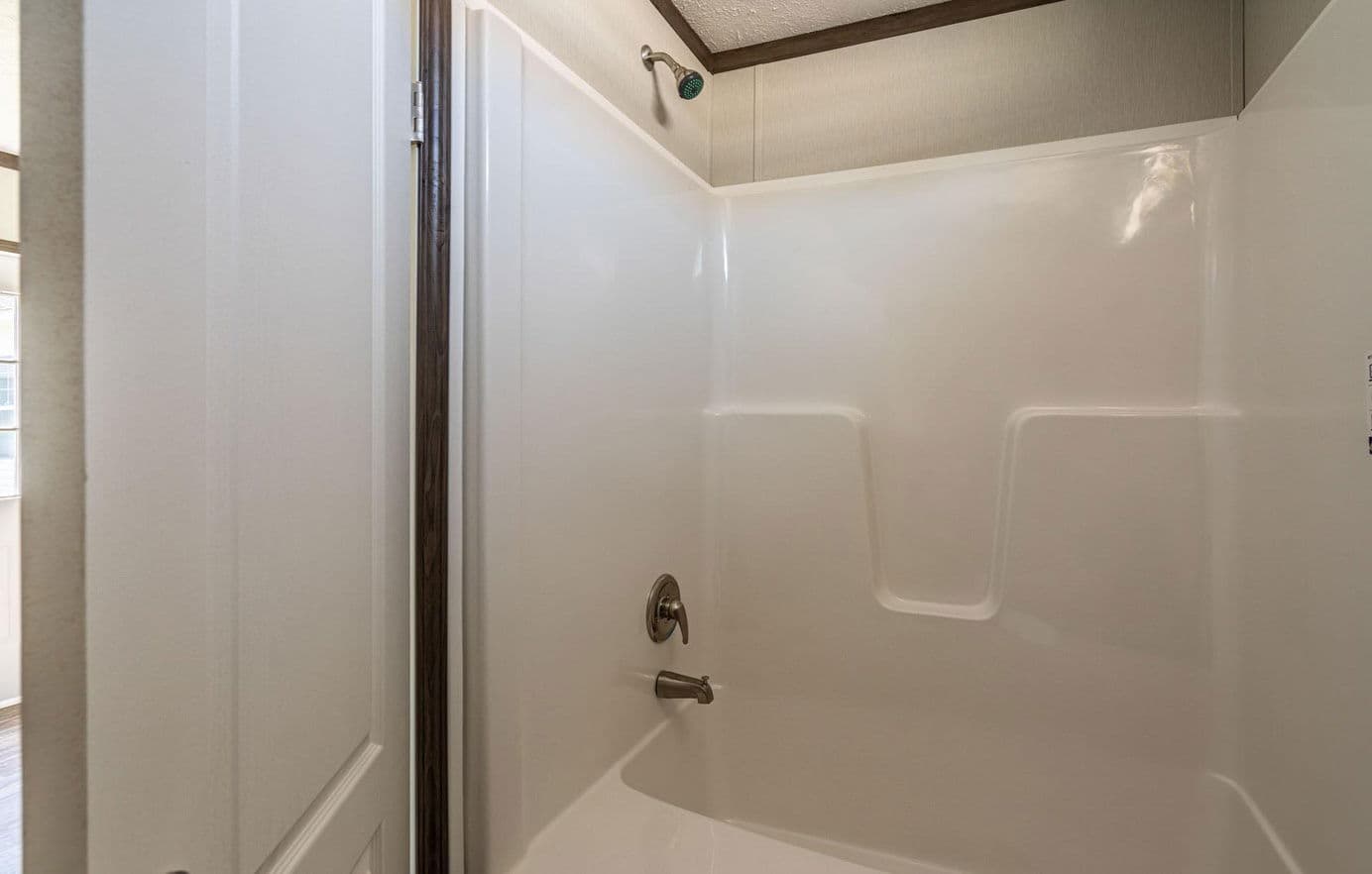 Pure 16562u bathroom home features