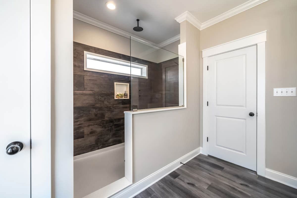 Southampton cape bathroom home features