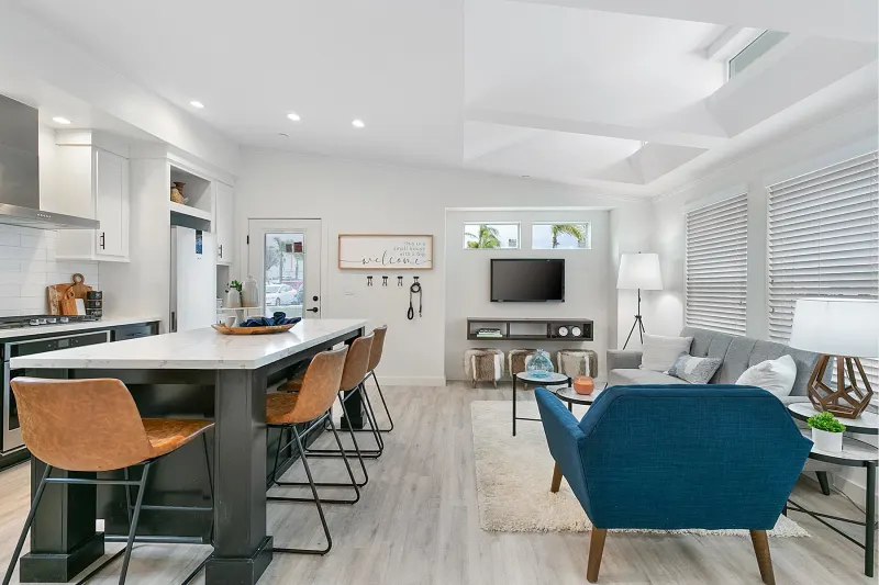 Gs 790 adu kitchen home features