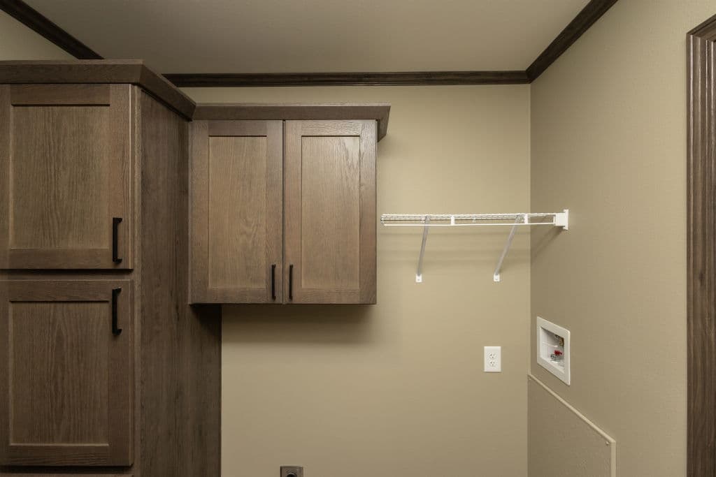 1w1048-v interior home features