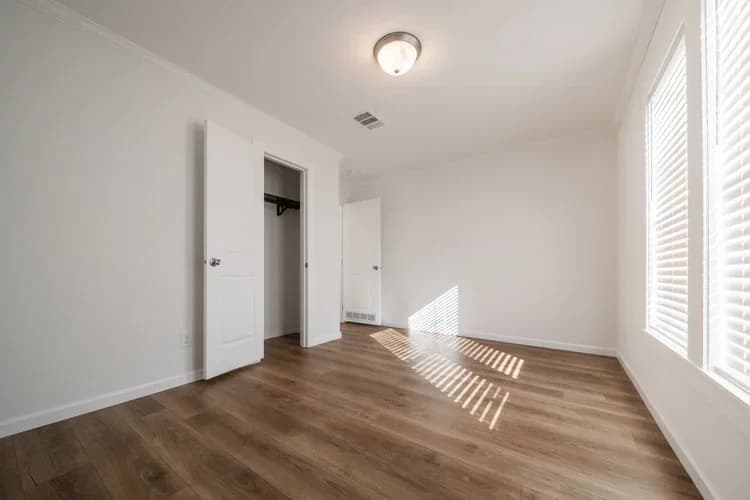 Sky harbor 2.0 bedroom home features