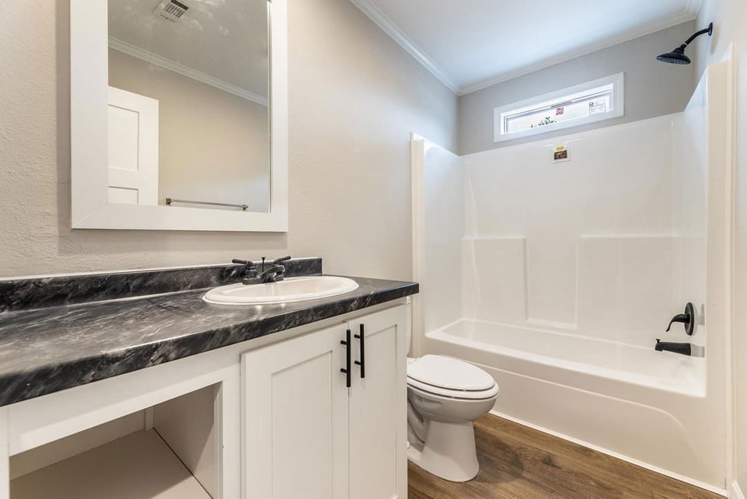 Innovation 2864h bathroom home features