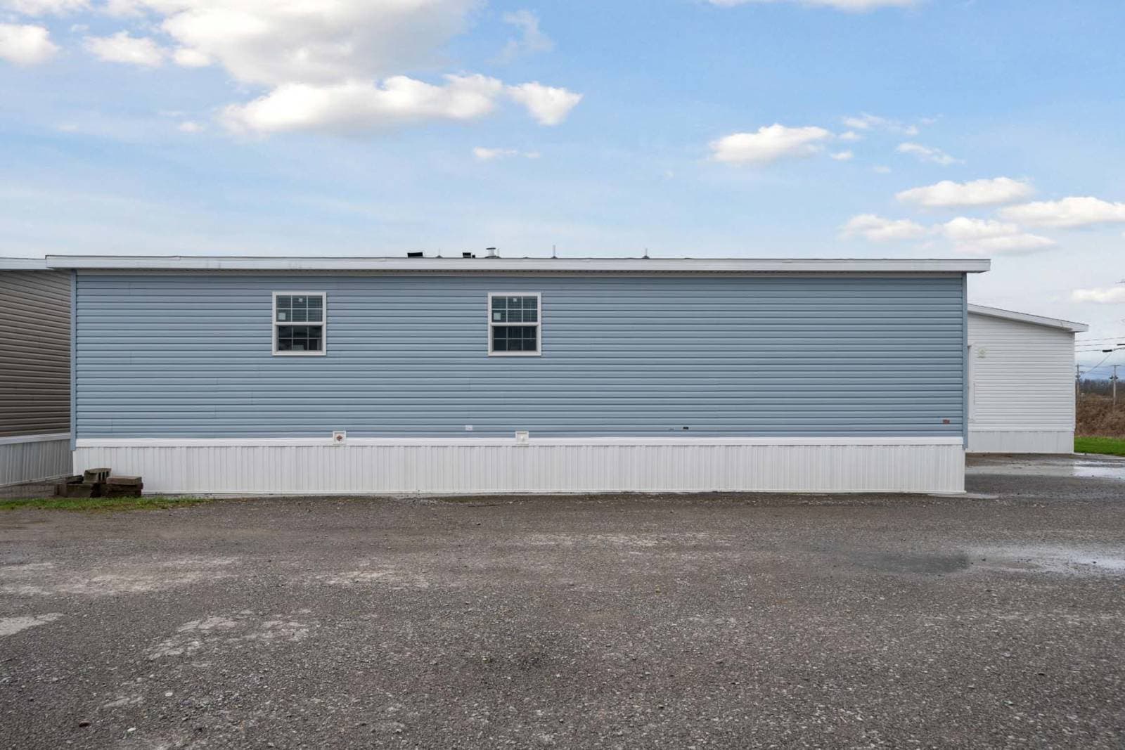 Encore elevation and exterior home features