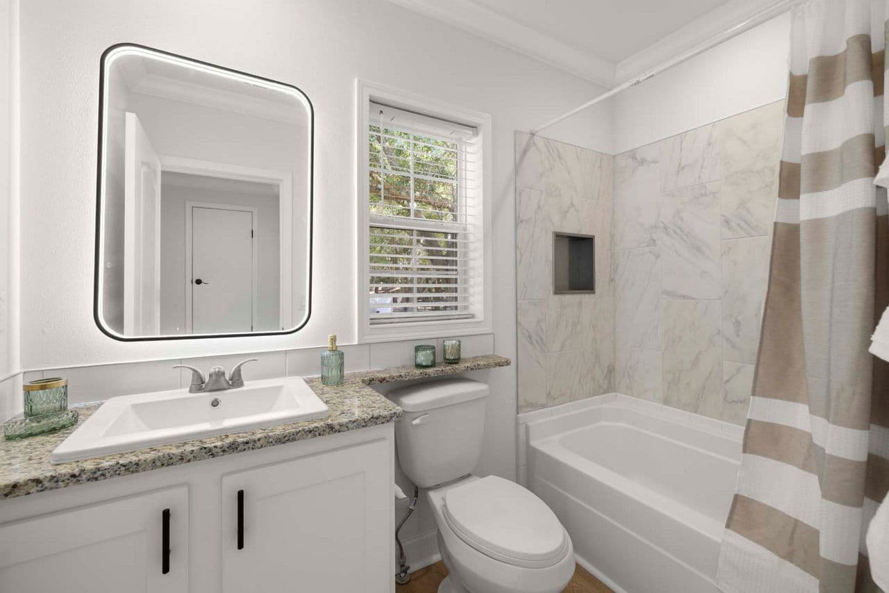 Silver springs 5355 bathroom home features