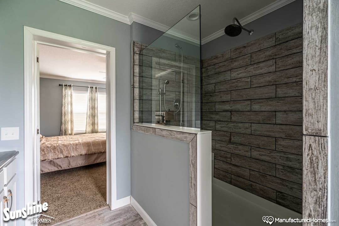 Pri3280-2018 bathroom home features