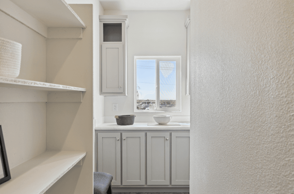 Olive interior home features