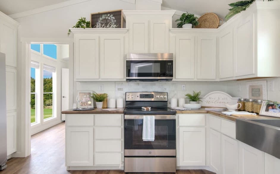 Opal 5663 kitchen home features