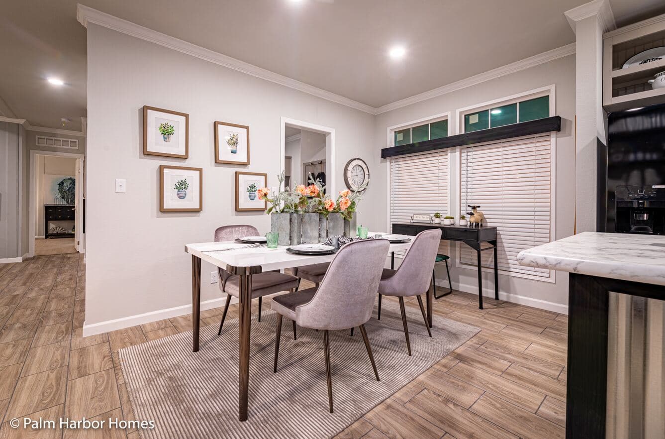 Vintage farmhouse ii 32764h interior home features