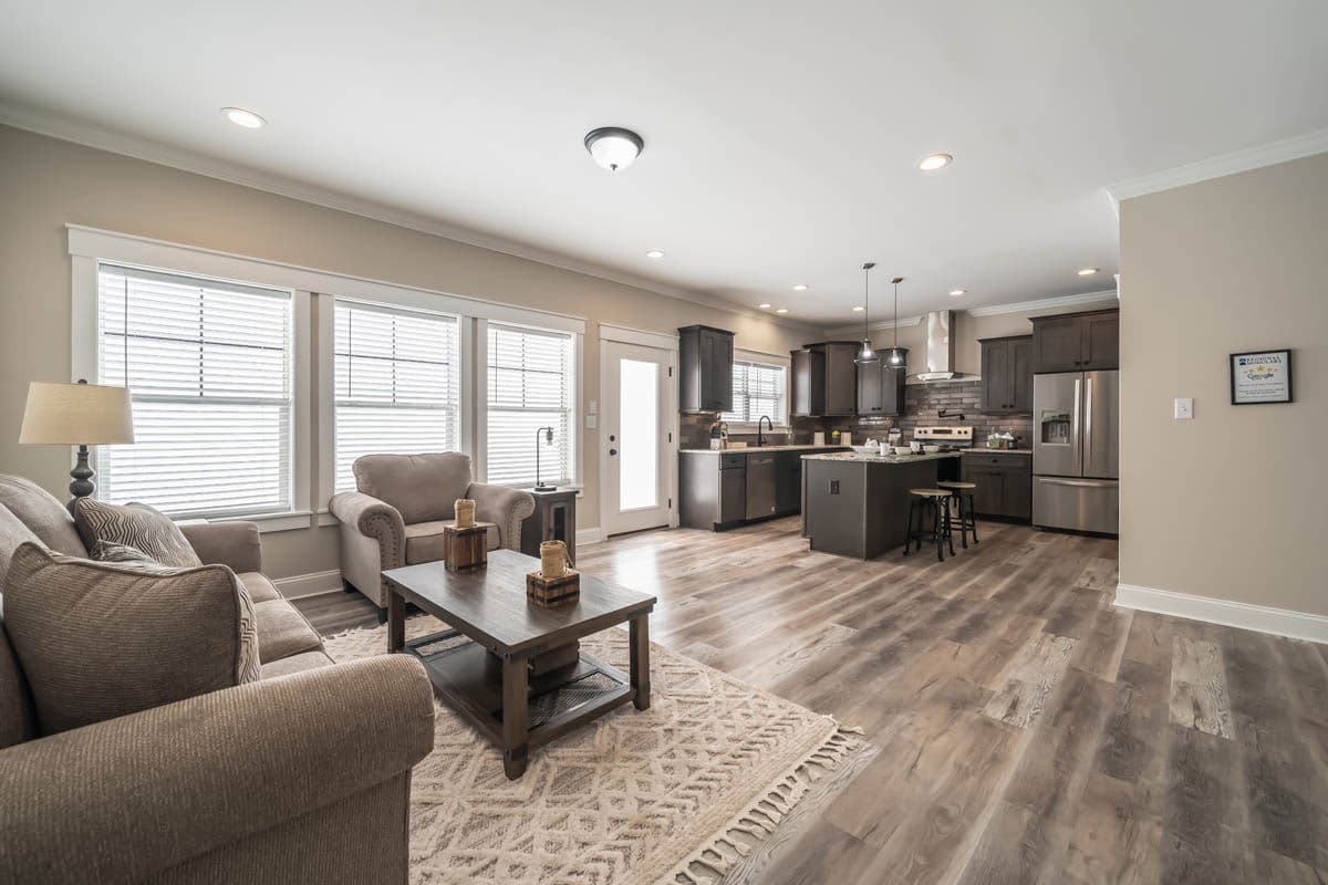 Tidewater cape interior home features