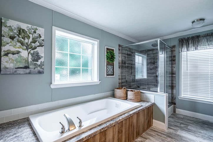 Anderson 32603b bathroom home features