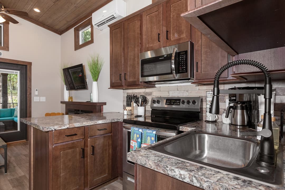 Bankhead kitchen home features