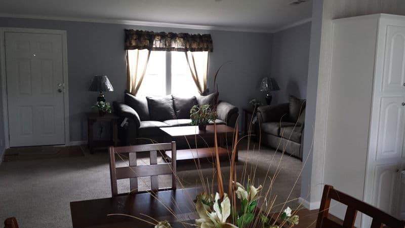 Wayne 2860 5 br interior home features