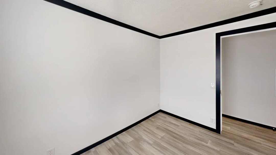 6481ls (16’ stretch) bedroom home features