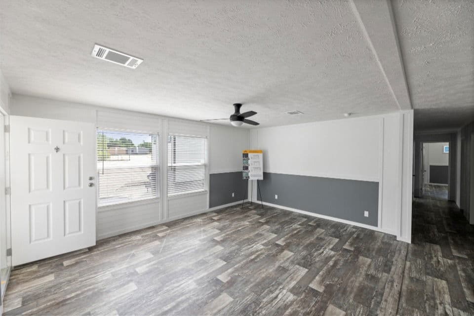 Verde ranch 28563n interior home features