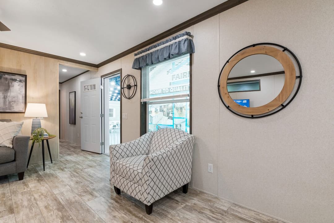 Tesla 24523 interior home features