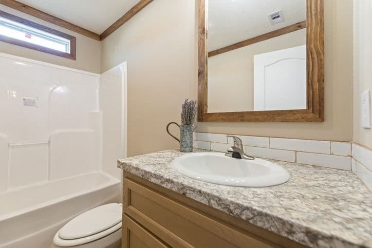 Goose 28643a bathroom home features