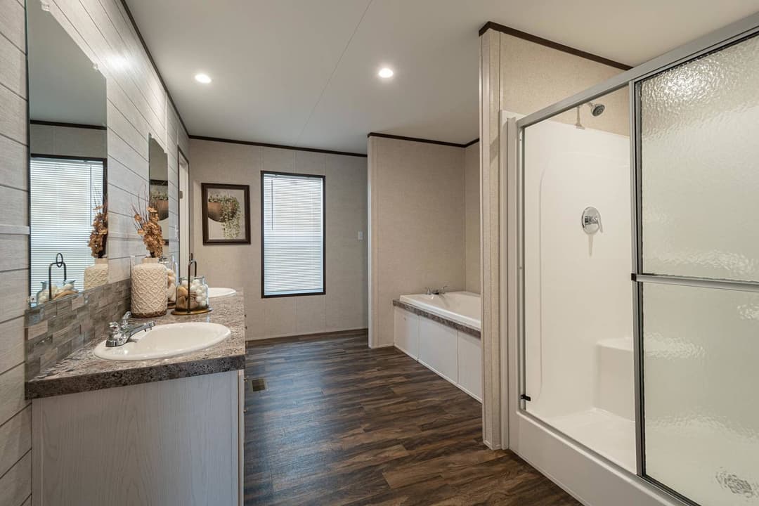 Nm3260f bathroom home features