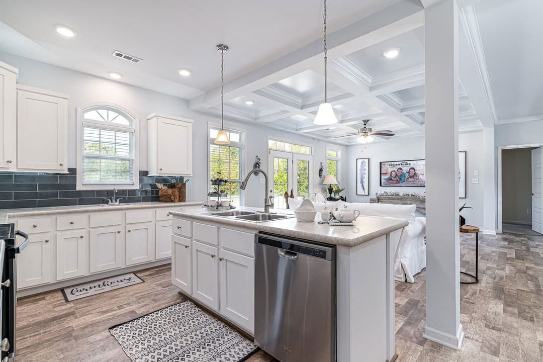 Sparta ranch kitchen home features