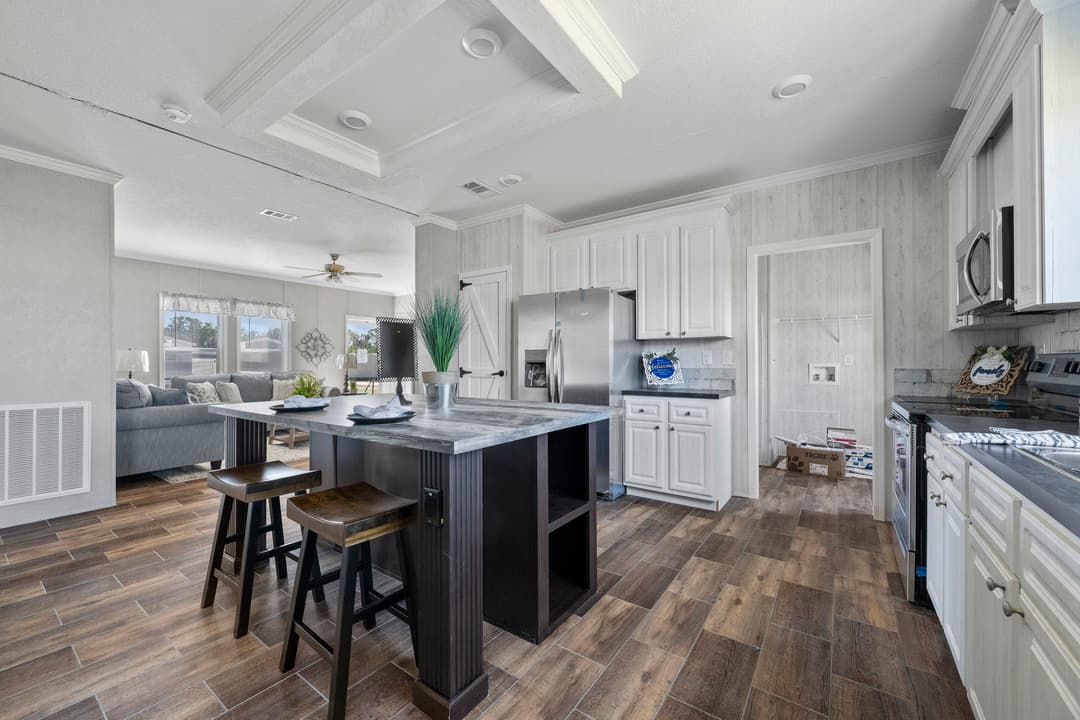 Keaton w/activity room kitchen home features