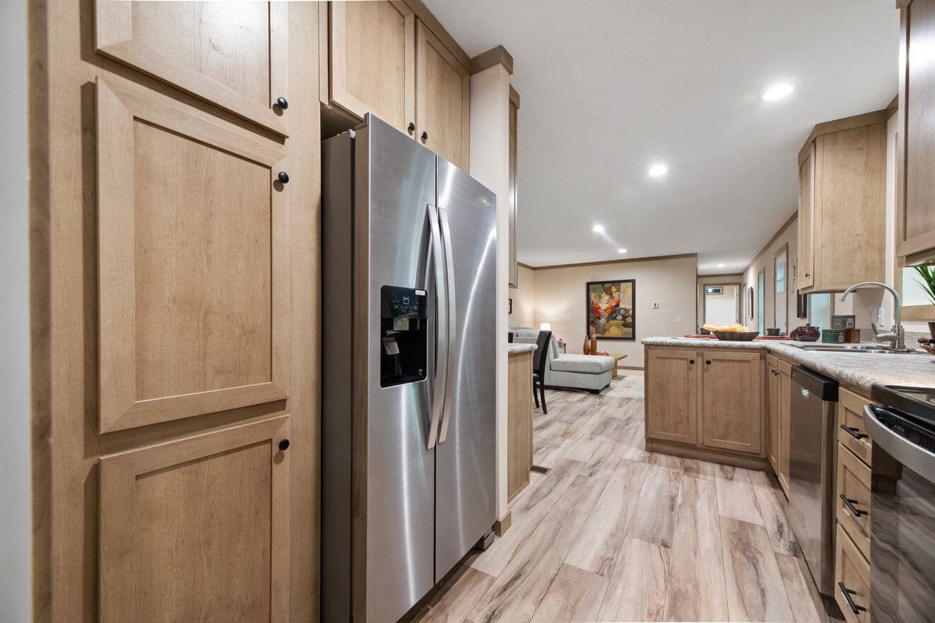 Ascension 16723h kitchen home features