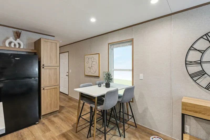 Vertex interior home features