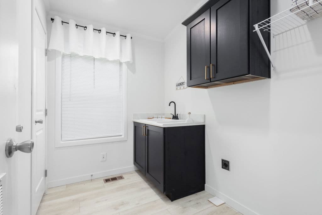 3w1501-p interior home features