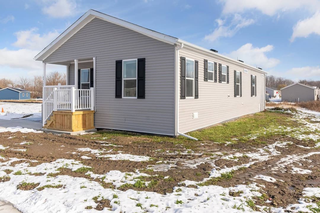 N682 elevation and exterior home features