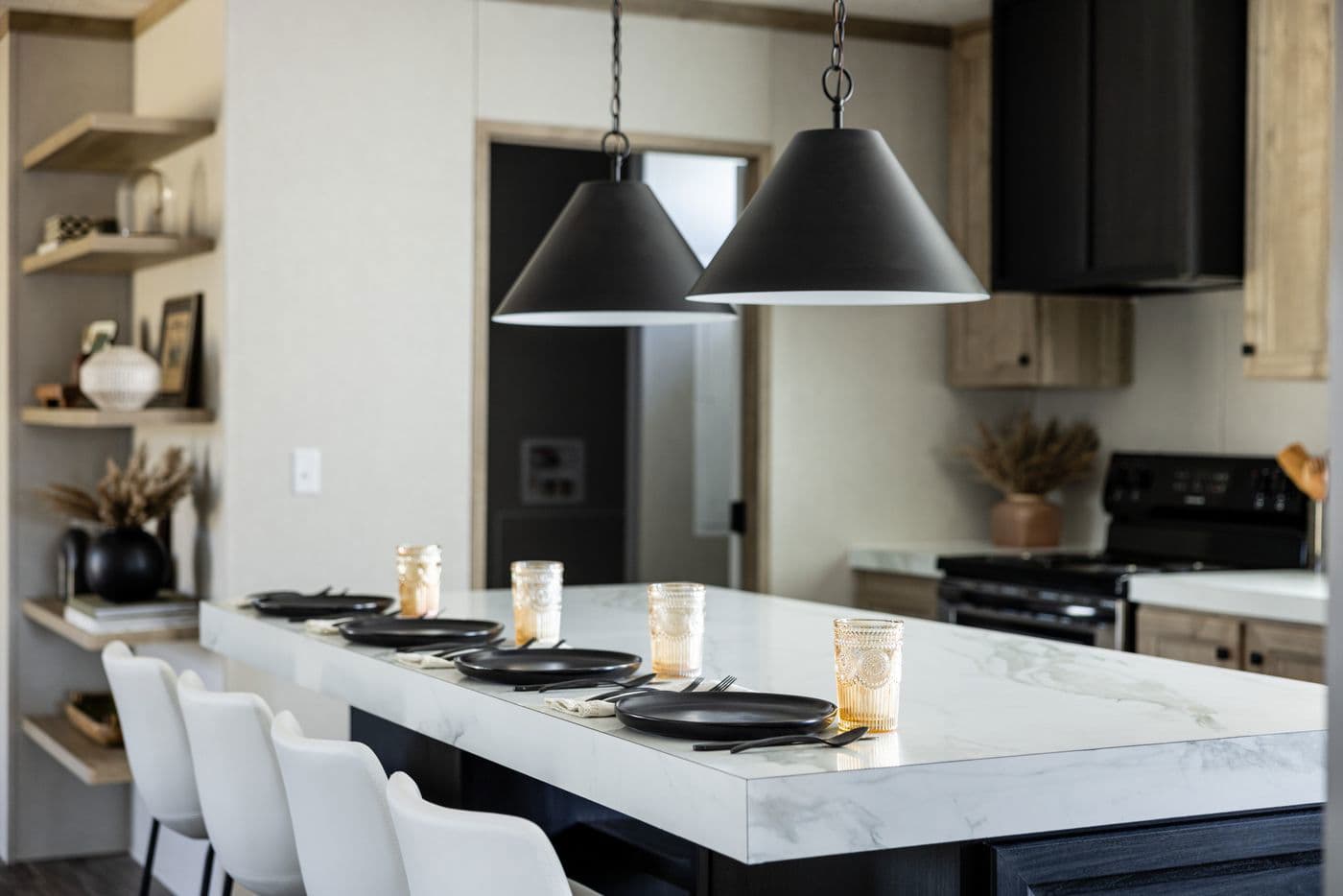 Sterling anniversary kitchen home features