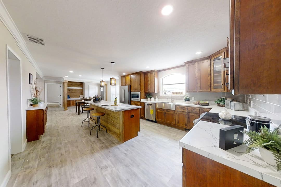 Pri3270-2014 kitchen home features