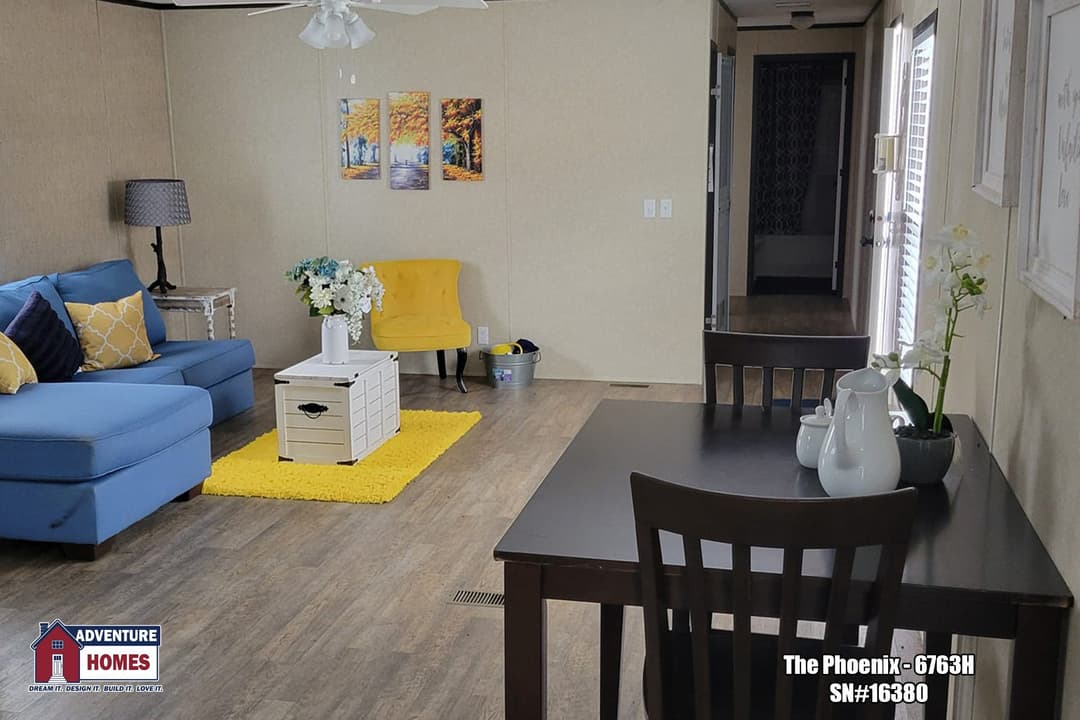 Phoenix | 6763h interior home features