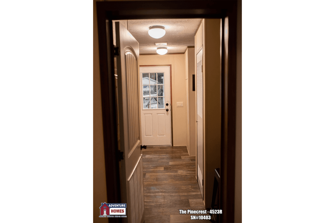 Pinecrest | 4523r interior home features