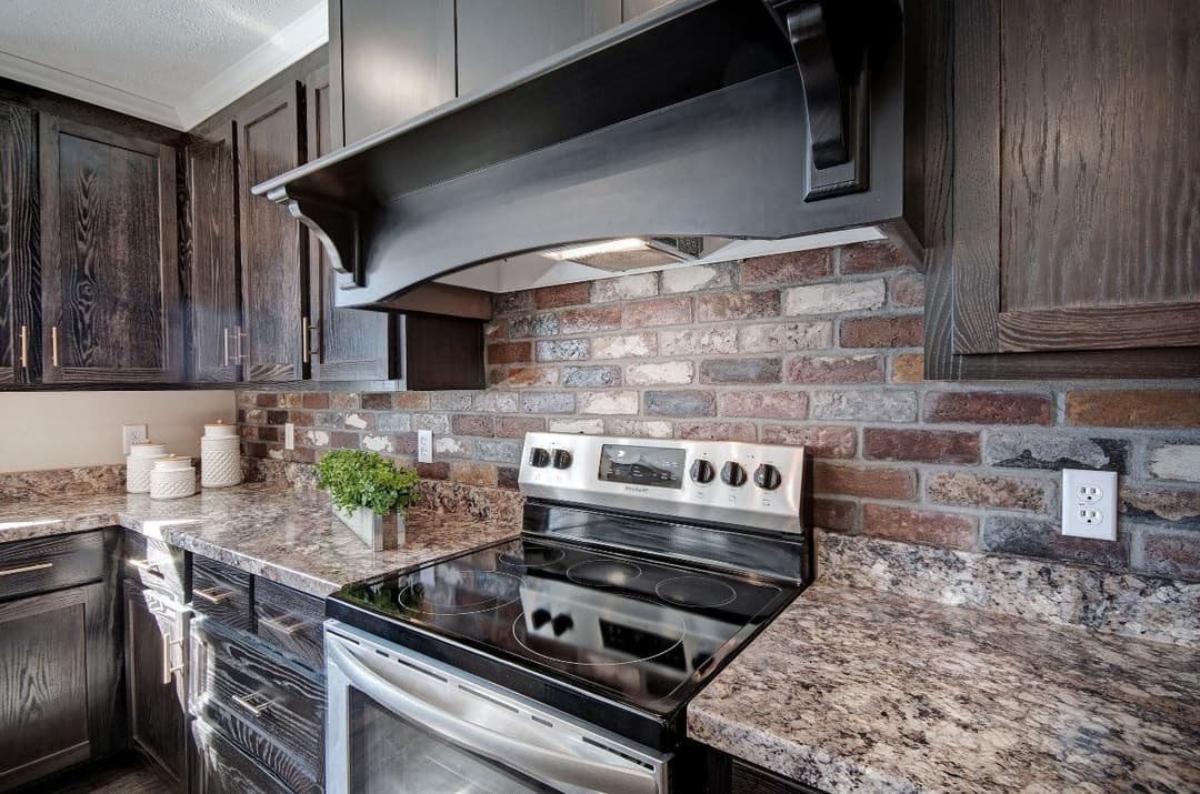 Stoney pointe kitchen home features