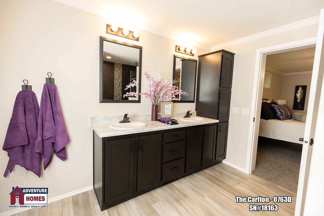 Carlton | 0763d bathroom home features