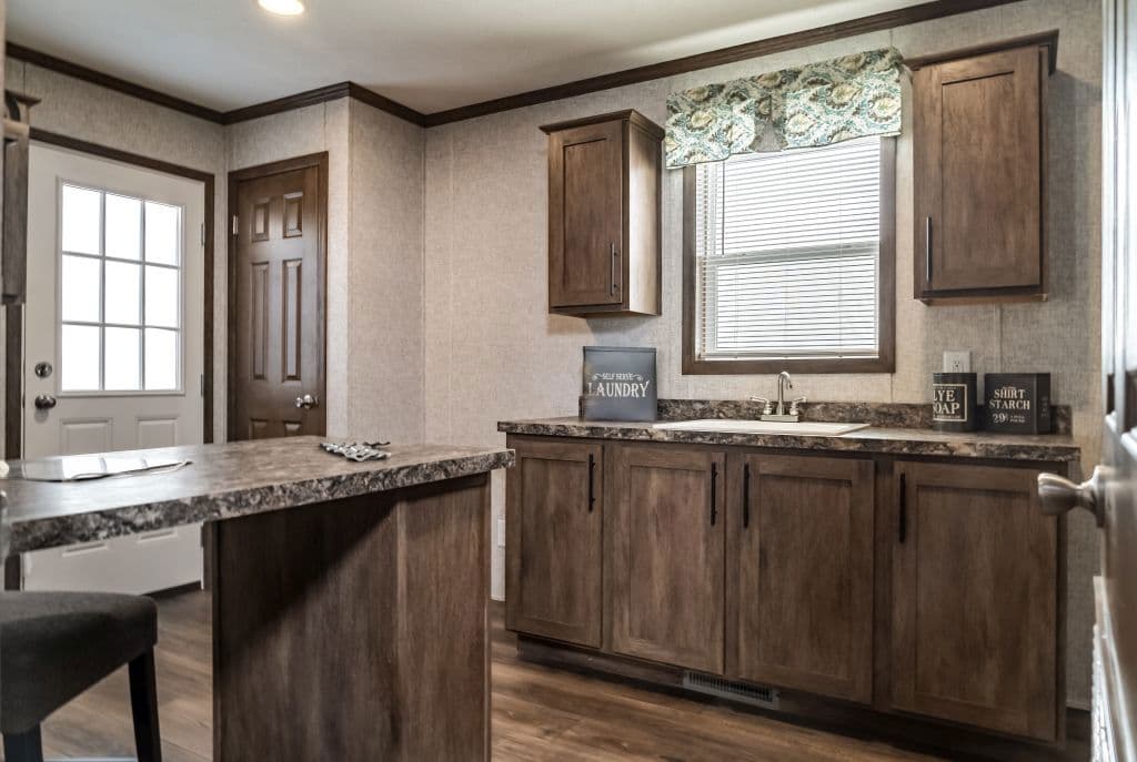 Astro elite ranch 3a2805-p interior home features