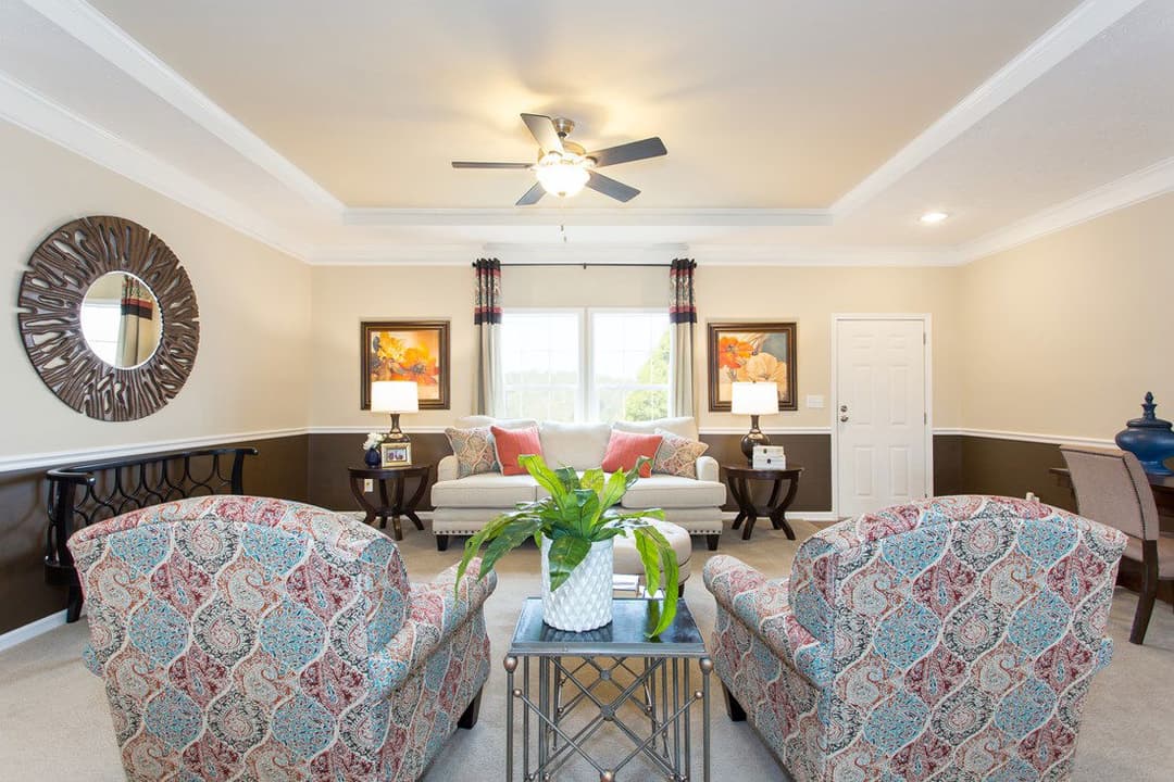 5521 sweet one interior home features