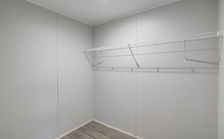 Trailblazer t76b interior home features