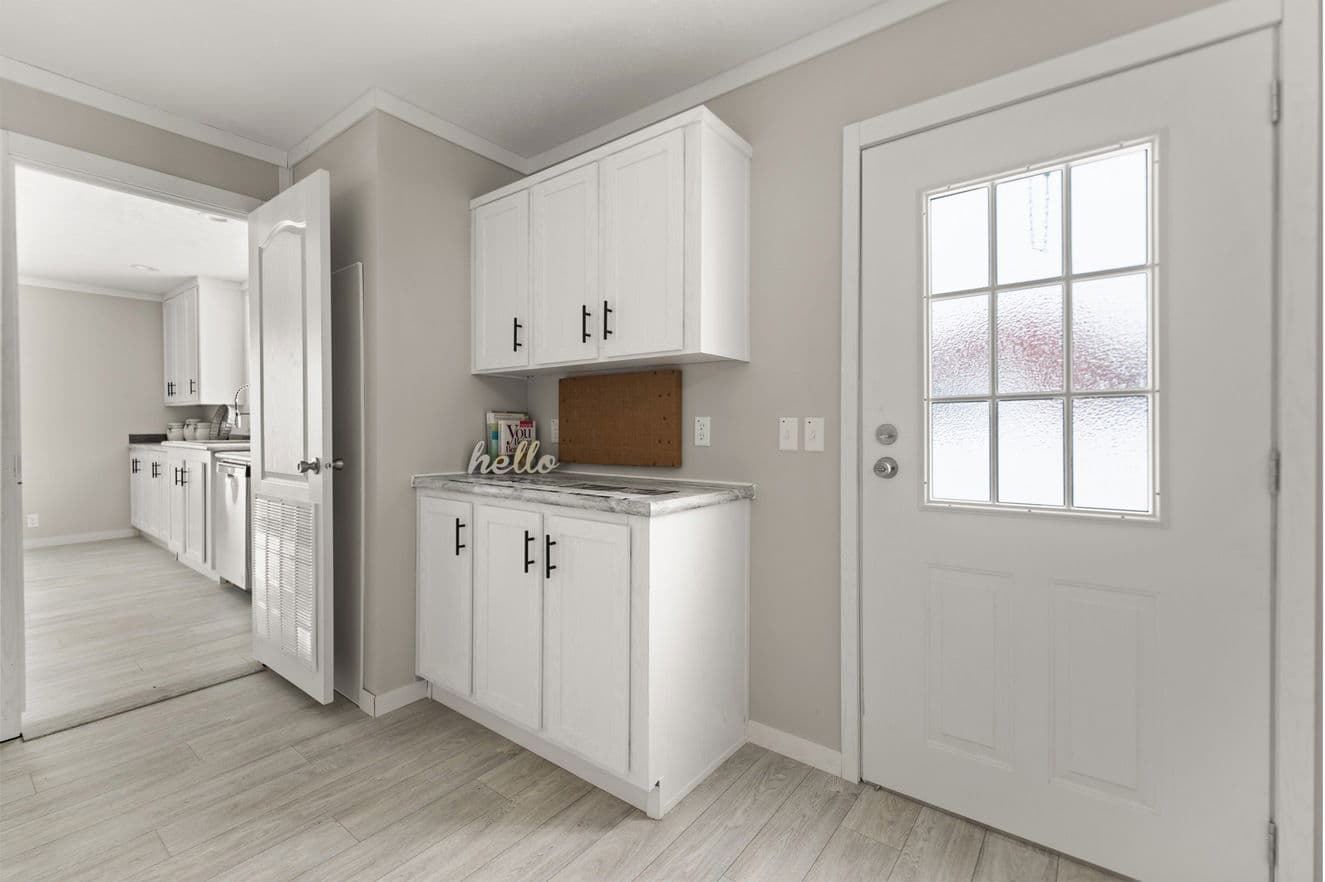 Big beam house 32663x interior home features