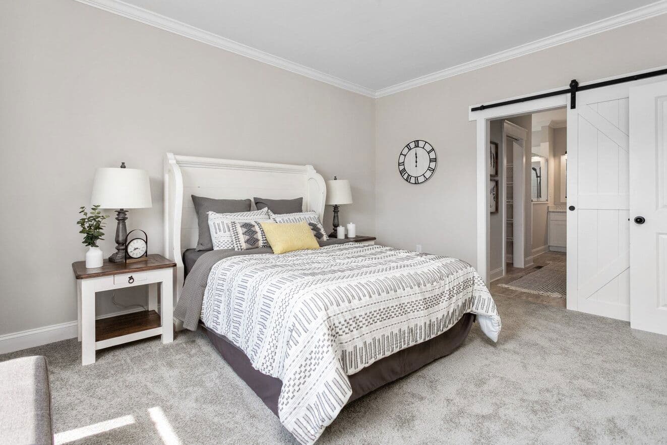 Farmhouse i two story bedroom home features