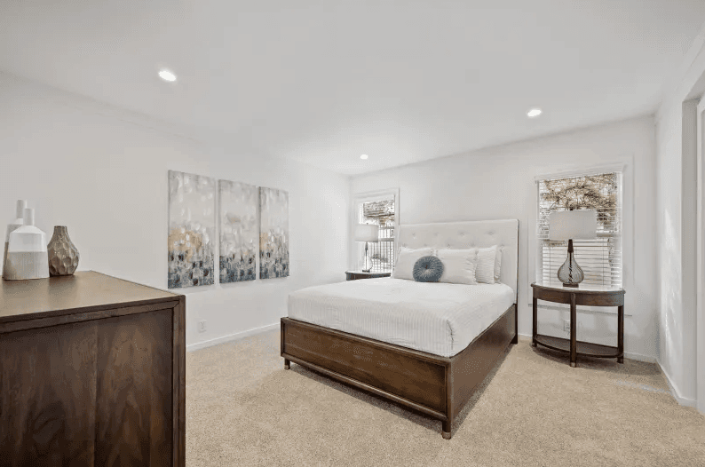 Gs 9904 a bedroom home features