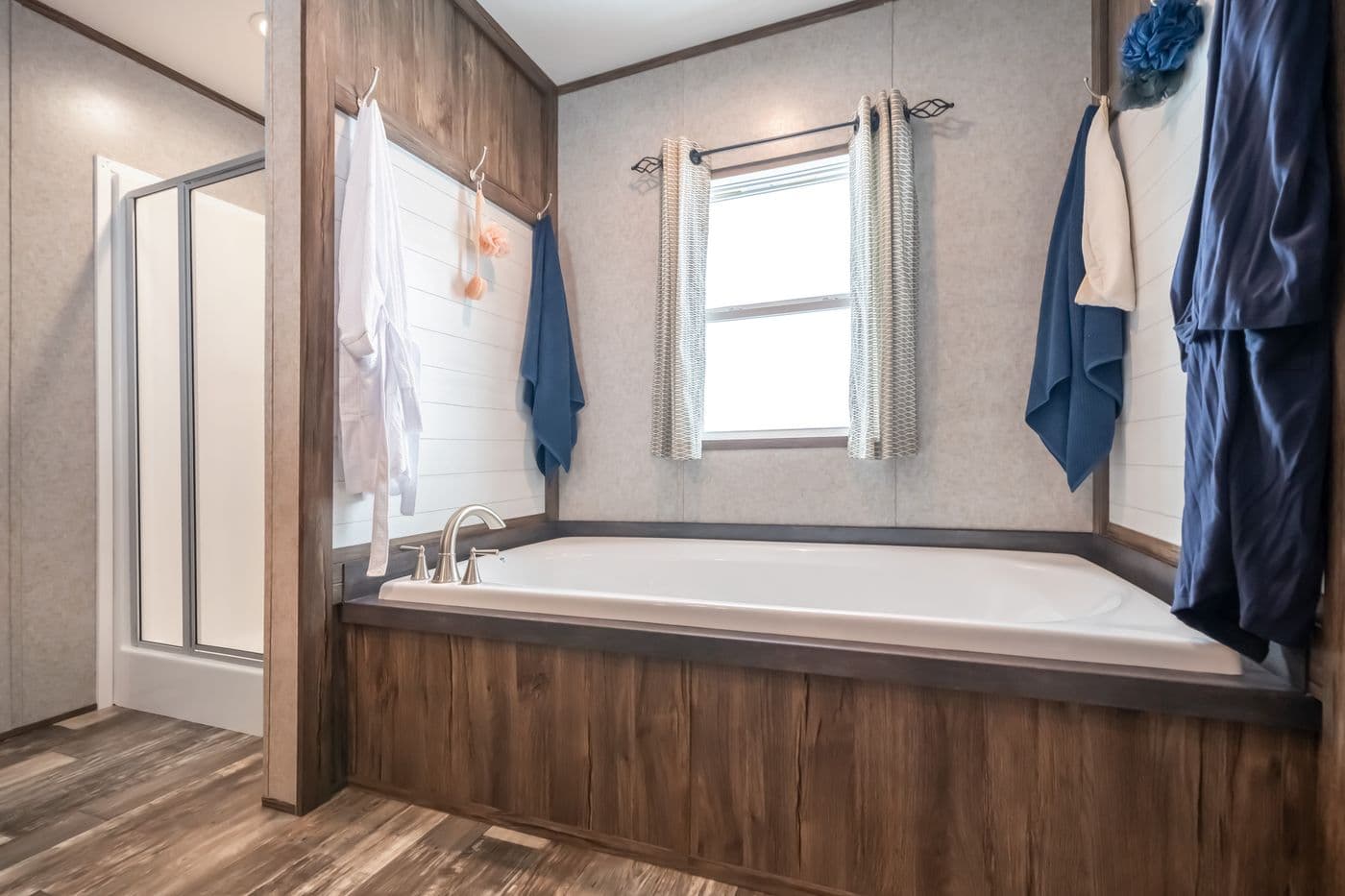 Liberty bathroom home features