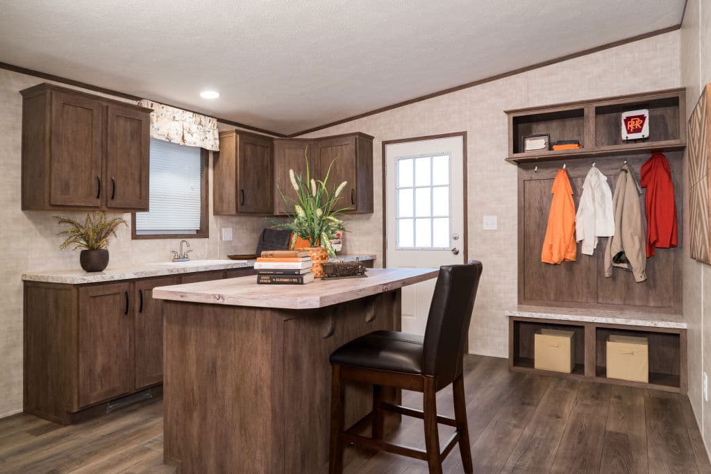 Astro creations ranch 3a2015-p interior home features