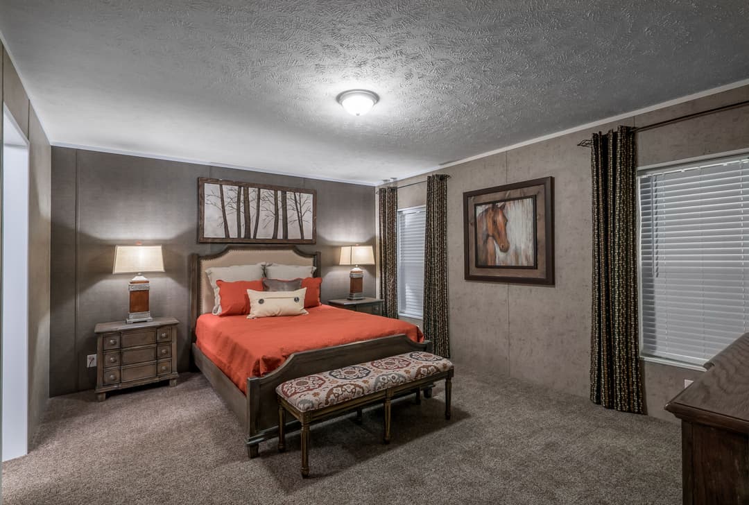 Md-17 bedroom home features