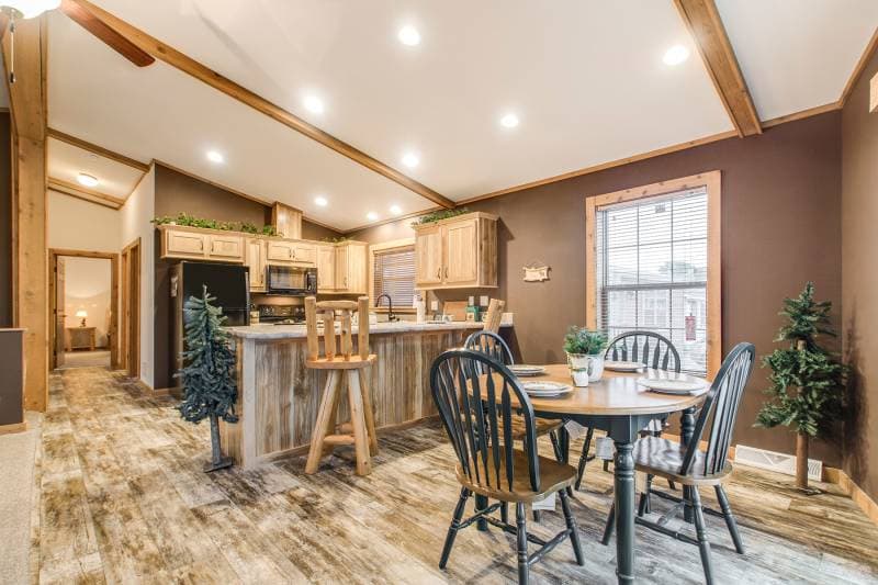 Wood manor d500 kitchen home features