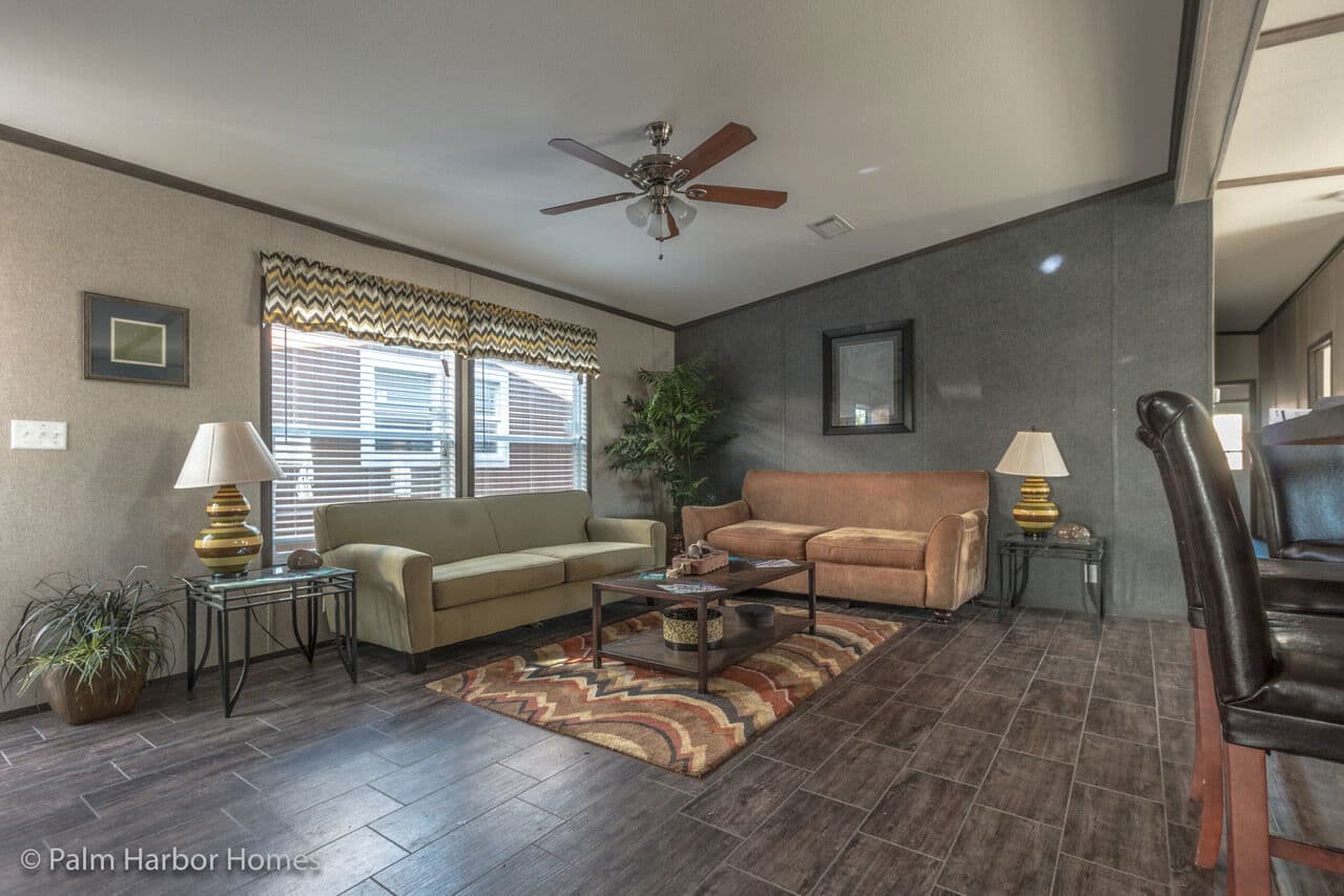 Benbrook 28644b interior home features