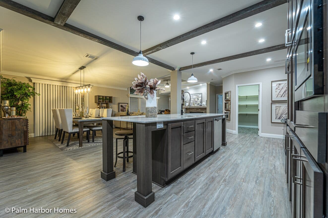 Tradewinds ii 40684c kitchen home features